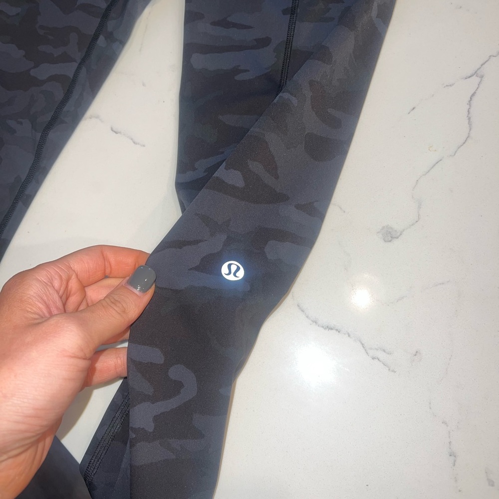 Lululemon - fast and free high rise with pockets